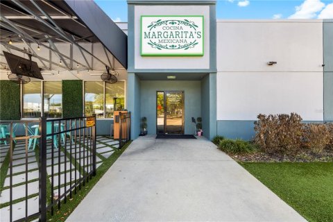 Immobilier commercial à Winter Haven, Floride 205.59 m2 № 2123337