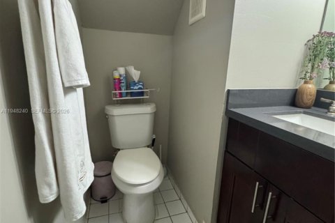 Condominio en venta en Sweetwater, Florida, 2 dormitorios, 95.88 m2 № 2004210 - foto 10