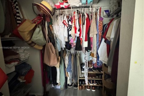 Condominio en venta en Sweetwater, Florida, 2 dormitorios, 95.88 m2 № 2004210 - foto 13