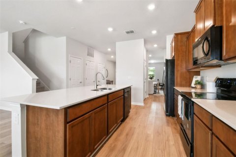 Casa en venta en Wesley Chapel, Florida, 4 dormitorios, 299.33 m2 № 1845159 - foto 21