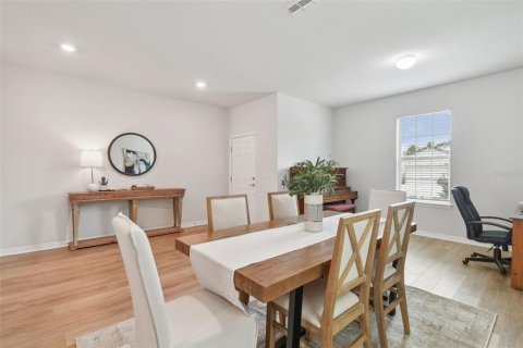 Casa en venta en Wesley Chapel, Florida, 4 dormitorios, 299.33 m2 № 1845159 - foto 9