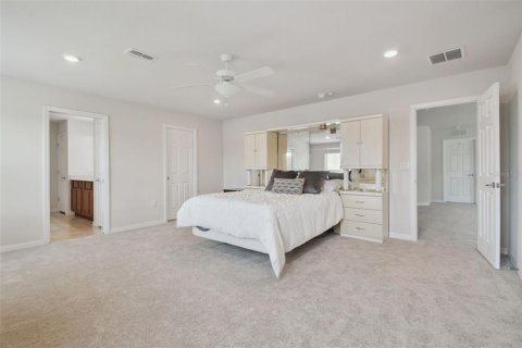 Casa en venta en Wesley Chapel, Florida, 4 dormitorios, 299.33 m2 № 1845159 - foto 29