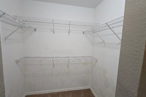 Casa en alquiler en Poinciana, Florida, 4 dormitorios, 206.61 m2 № 1912074 - foto 17