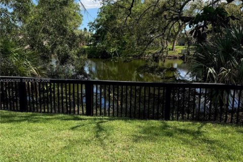 Villa ou maison à louer à Wellington, Floride: 3 chambres, 145.76 m2 № 2170540 - photo 29