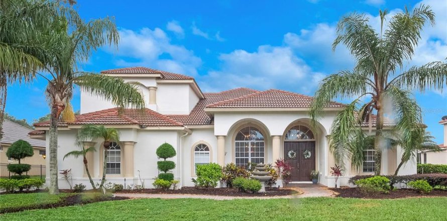 House in Sanford, Florida 4 bedrooms, 511.89 sq.m. № 1765793