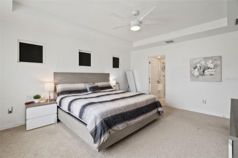 Villa ou maison à vendre à Kissimmee, Floride: 4 chambres, 196.95 m2 № 2210181 - photo 21
