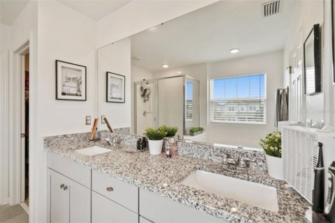 Villa ou maison à vendre à Kissimmee, Floride: 4 chambres, 196.95 m2 № 2210181 - photo 23