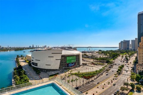 Condominio en venta en Miami, Florida, 2 dormitorios, 112.23 m2 № 1973713 - foto 19