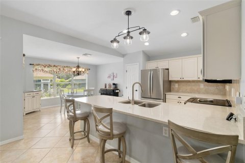 House in Summerfield, Florida 2 bedrooms, 148.27 sq.m. № 2200417 - photo 10