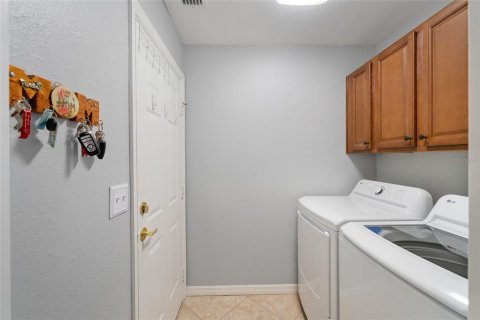 House in Summerfield, Florida 2 bedrooms, 148.27 sq.m. № 2200417 - photo 27