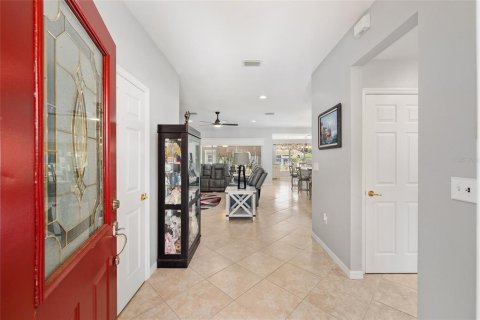 House in Summerfield, Florida 2 bedrooms, 148.27 sq.m. № 2200417 - photo 4
