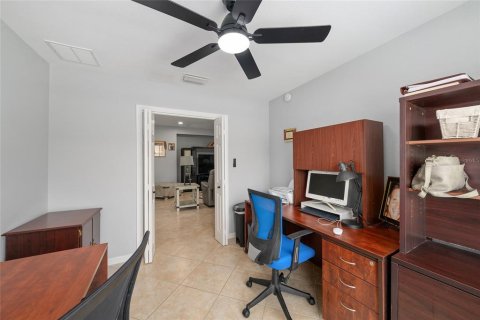 House in Summerfield, Florida 2 bedrooms, 148.27 sq.m. № 2200417 - photo 29