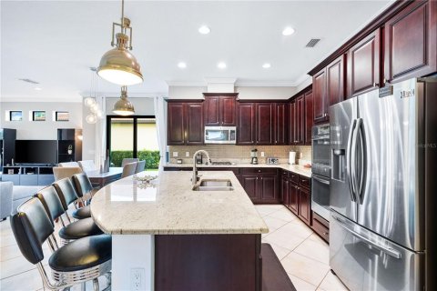 House in Bradenton, Florida 4 bedrooms, 281.03 sq.m. № 1894290 - photo 9
