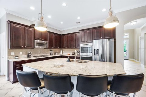 House in Bradenton, Florida 4 bedrooms, 281.03 sq.m. № 1894290 - photo 8