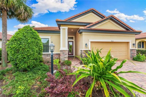 House in Bradenton, Florida 4 bedrooms, 281.03 sq.m. № 1894290 - photo 3