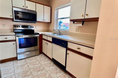 Casa en venta en Kissimmee, Florida, 3 dormitorios, 102.38 m2 № 2126880 - foto 18