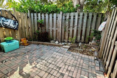 Condominio en venta en Key Biscayne, Florida, 1 dormitorio, 44.04 m2 № 1983516 - foto 7