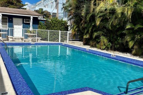 Condominio en venta en Key Biscayne, Florida, 1 dormitorio, 44.04 m2 № 1983516 - foto 5