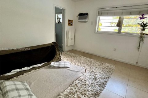 Condominio en venta en Key Biscayne, Florida, 1 dormitorio, 44.04 m2 № 1983516 - foto 4