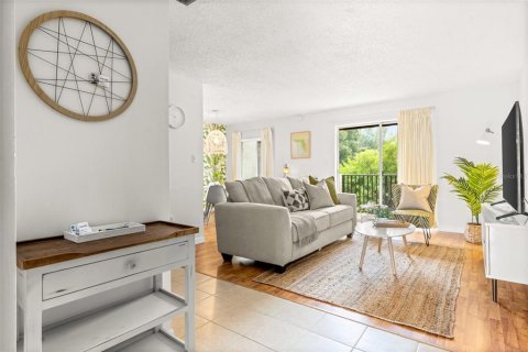 Condo in Clearwater, Florida, 1 bedroom № 2209917 - photo 3