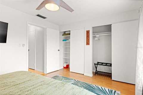 Condo in Clearwater, Florida, 1 bedroom № 2209917 - photo 17