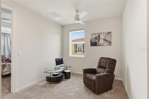 Townhouse in Orlando, Florida 2 bedrooms, 149.85 sq.m. № 2373794 - photo 21