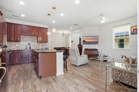 Townhouse in Orlando, Florida 2 bedrooms, 149.85 sq.m. № 2373794 - photo 8