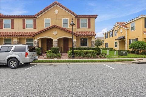 Townhouse in Orlando, Florida 2 bedrooms, 149.85 sq.m. № 2373794 - photo 2