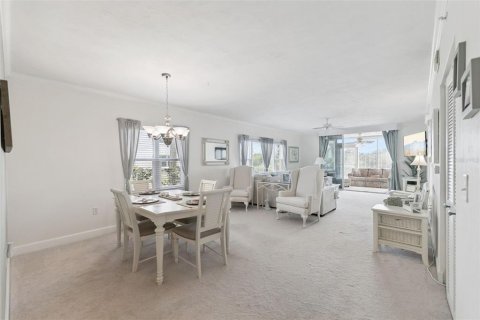 Copropriété à vendre à New Smyrna Beach, Floride: 3 chambres, 179.77 m2 № 2107683 - photo 4
