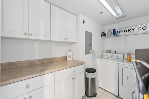Copropriété à vendre à New Smyrna Beach, Floride: 3 chambres, 179.77 m2 № 2107683 - photo 20