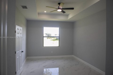 Casa en venta en Lehigh Acres, Florida, 4 dormitorios, 159.7 m2 № 1848993 - foto 30
