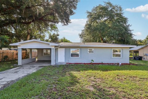 Casa en Winter Haven, Florida 3 dormitorios, 102.56 m2 № 2235484