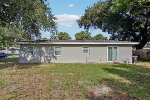 House in Winter Haven, Florida 3 bedrooms, 102.56 sq.m. № 2235484 - photo 21