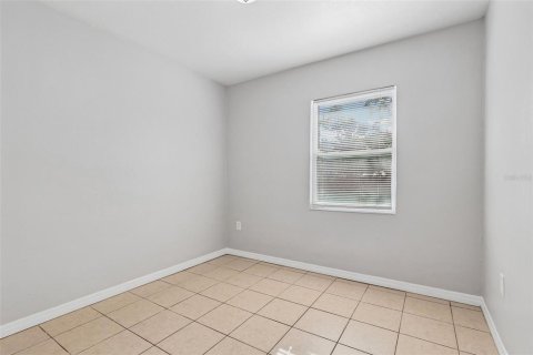 House in Winter Haven, Florida 3 bedrooms, 102.56 sq.m. № 2235484 - photo 15