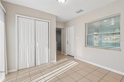 House in Winter Haven, Florida 3 bedrooms, 102.56 sq.m. № 2235484 - photo 12