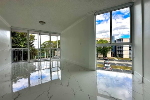 Снять в аренду кондоминиум в Хайалиа, Флорида 2 спальни, 84.36м2, № 1971149 - фото 11