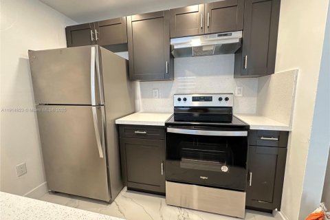 Снять в аренду кондоминиум в Хайалиа, Флорида 2 спальни, 84.36м2, № 1971149 - фото 19