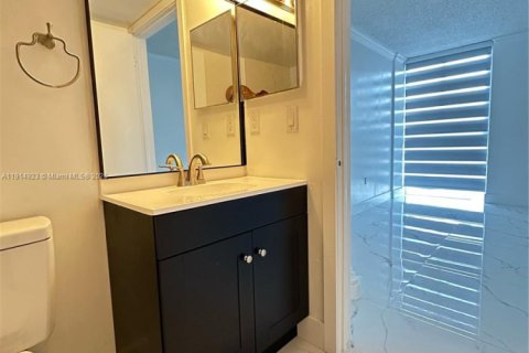 Снять в аренду кондоминиум в Хайалиа, Флорида 2 спальни, 84.36м2, № 1971149 - фото 8