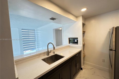 Снять в аренду кондоминиум в Хайалиа, Флорида 2 спальни, 84.36м2, № 1971149 - фото 25