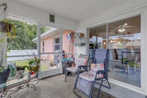 Villa ou maison à vendre à North Port, Floride: 3 chambres, 149.76 m2 № 2333973 - photo 29