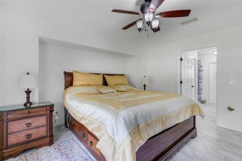 Villa ou maison à vendre à North Port, Floride: 3 chambres, 149.76 m2 № 2333973 - photo 17