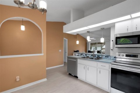 Villa ou maison à vendre à North Port, Floride: 3 chambres, 149.76 m2 № 2333973 - photo 5