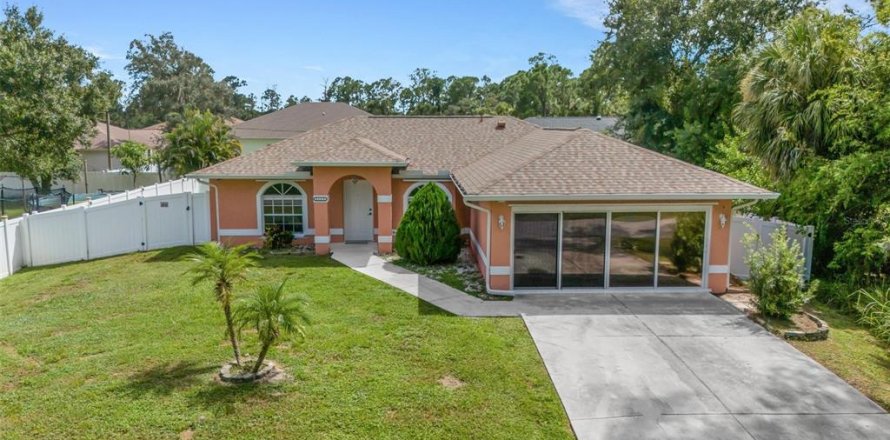 Villa ou maison à North Port, Floride 3 chambres, 149.76 m2 № 2333973