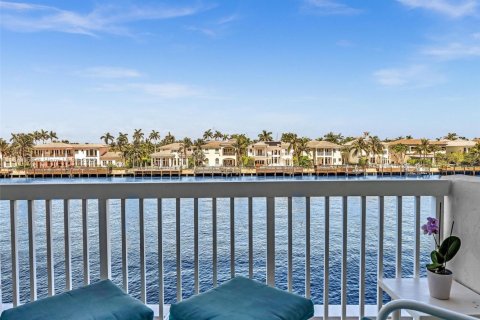 Condominio en venta en Hollywood, Florida, 2 dormitorios, 113.43 m2 № 1979586 - foto 19