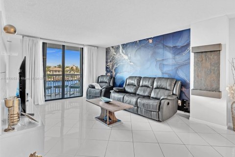 Condominio en venta en Hollywood, Florida, 2 dormitorios, 113.43 m2 № 1979586 - foto 16