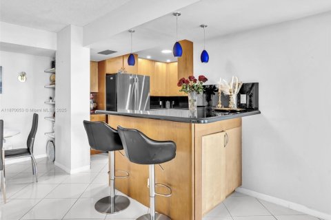 Condominio en venta en Hollywood, Florida, 2 dormitorios, 113.43 m2 № 1979586 - foto 8