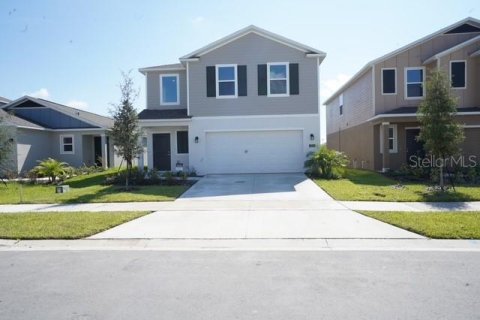 Casa en alquiler en Eagle Lake, Florida, 4 dormitorios, 174.66 m2 № 1894554 - foto 1