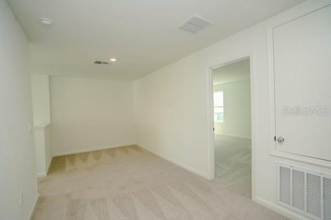 Casa en alquiler en Eagle Lake, Florida, 4 dormitorios, 174.66 m2 № 1894554 - foto 9