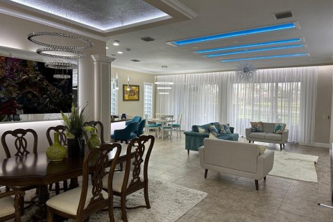 Villa ou maison à West Palm Beach, Floride 2 chambres, 193.7 m2 № 2288819