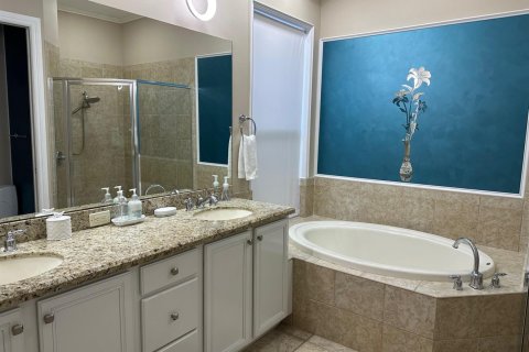 Villa ou maison à vendre à West Palm Beach, Floride: 2 chambres, 193.7 m2 № 2288819 - photo 9